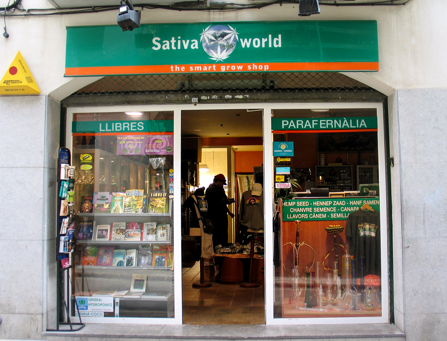 Sativa World Bonaire